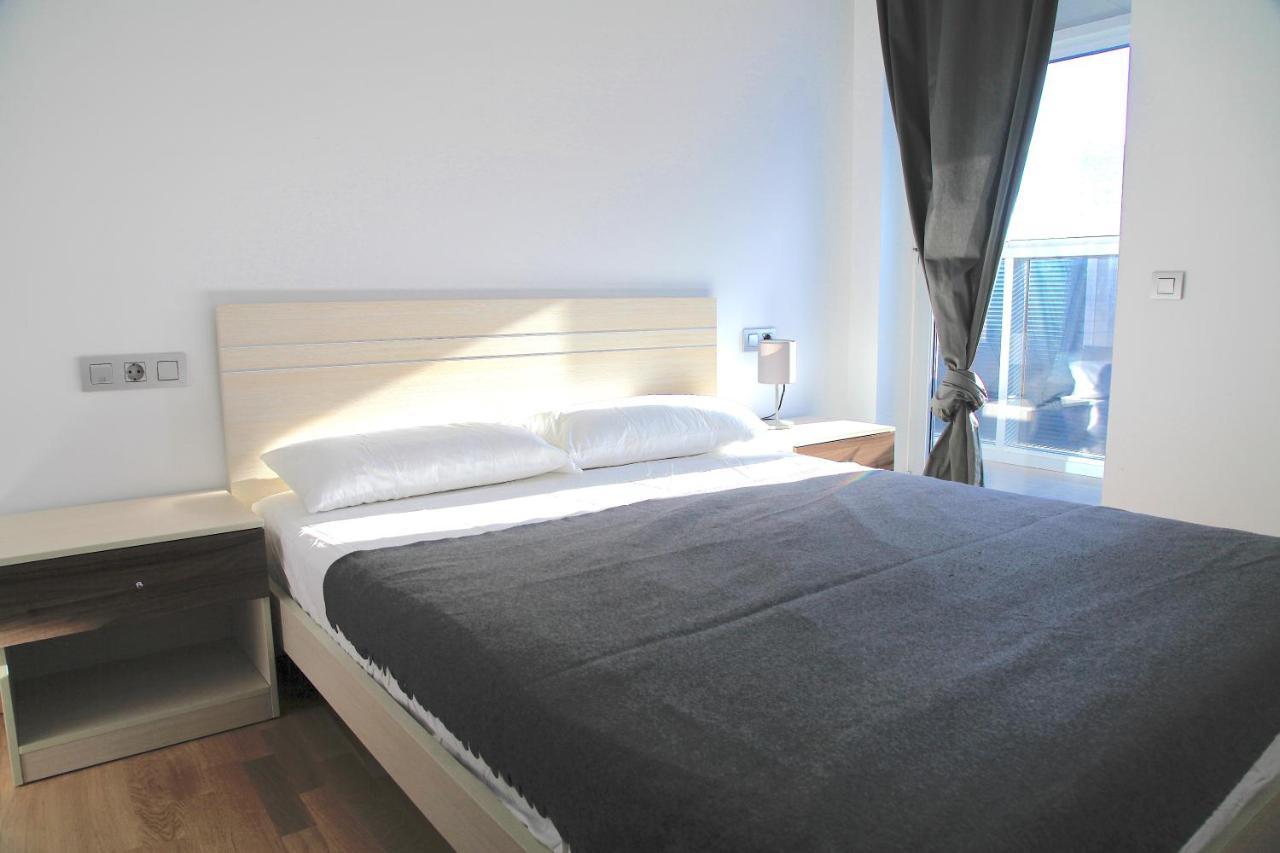 Sotell Apartment Gran Via Europa Bcn L'Hospitalet de Llobregat Luaran gambar