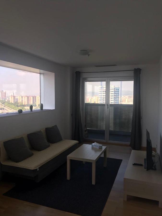 Sotell Apartment Gran Via Europa Bcn L'Hospitalet de Llobregat Luaran gambar